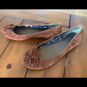 Anne Klein iflex suede flats